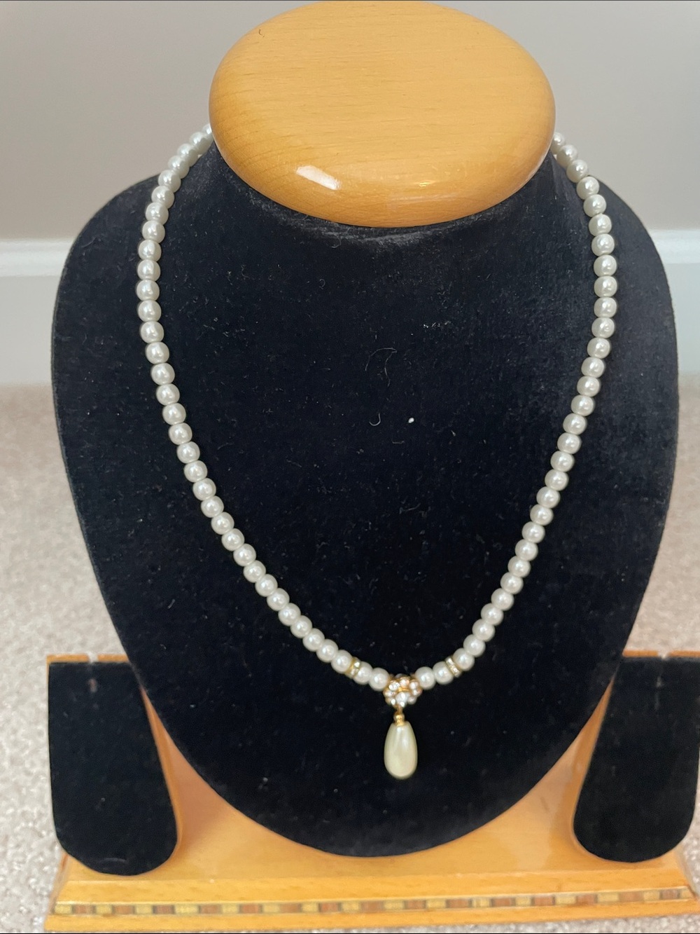 Classic Pearl Necklace with Teardrop Pendant - White